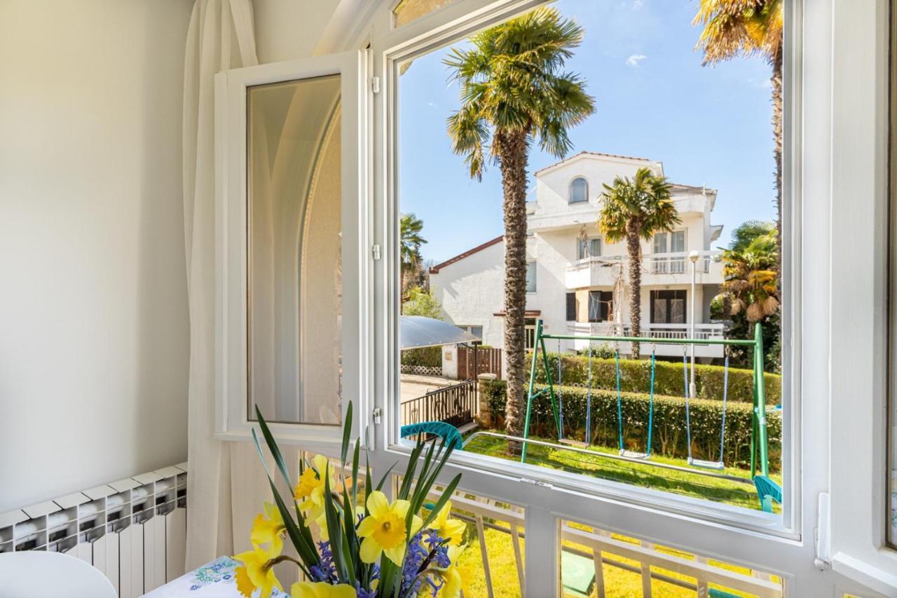 Apartments Ada Near The Sea Πόρετς Εξωτερικό φωτογραφία